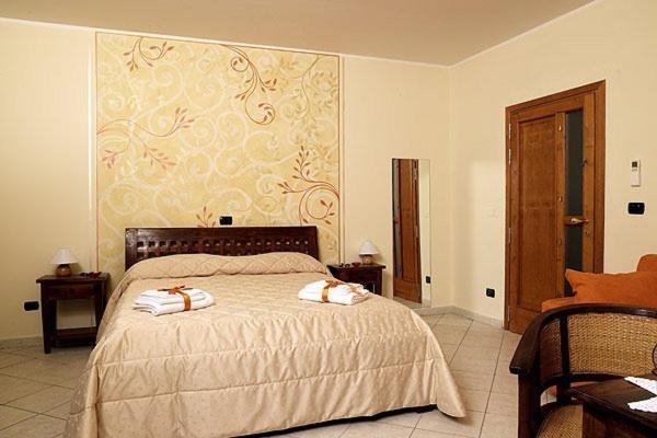 Agriturismo Il Barone Moniga del Garda Esterno foto
